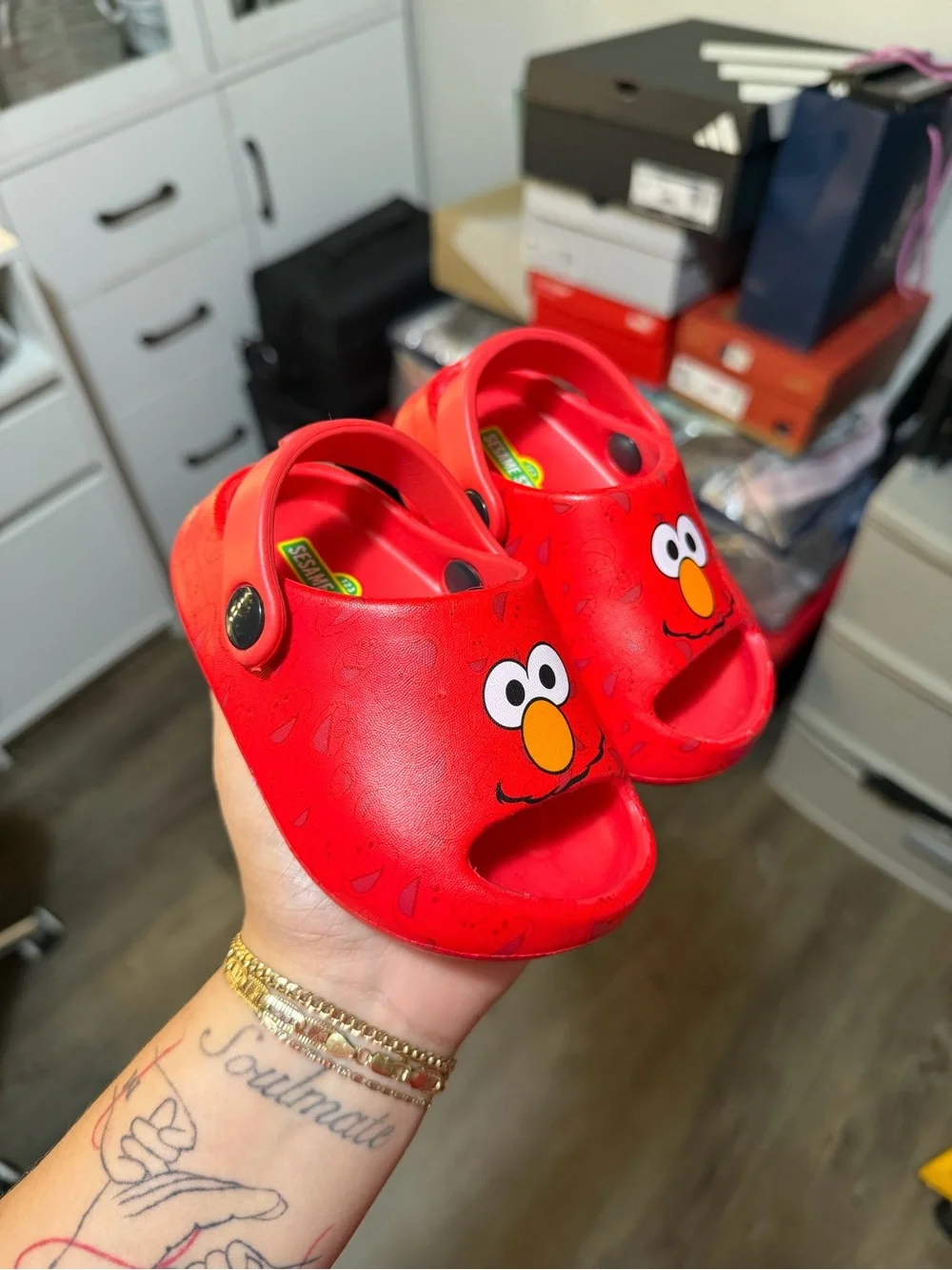 Sesame Street Elmo Red Kids Slip-On Sandals